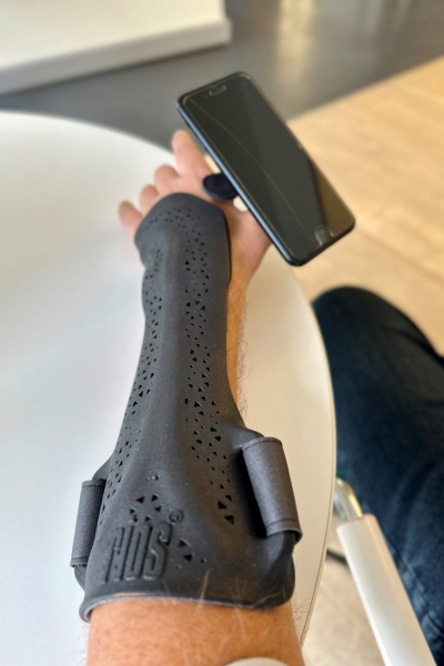 rios® Orthese mit Handyhalterung