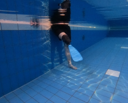 rios 3D-gedurckte Schwimmflosse Die rios 3D-gedruckte Schwimmflosse ist eine perfekte Lösung für Theo.