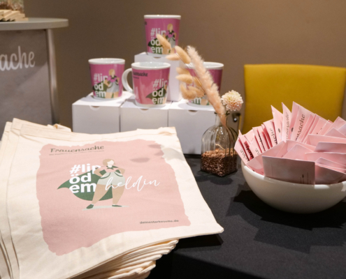 Frauensache Stand beim rahm Lip-:Lymph-Tag XXL 2025 in Köln
