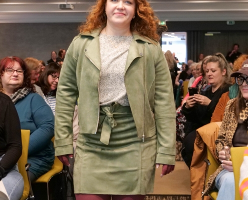Kompressionsmodell beim Catwalk rahm Lip-:Lymph-Tag XXL 2025 in Köln