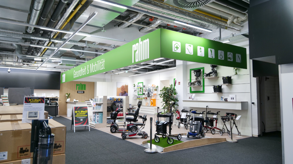 MMS_FIliale_außen_quer Düren Filiale im MediaMarkt in Düren, Gesamtansicht